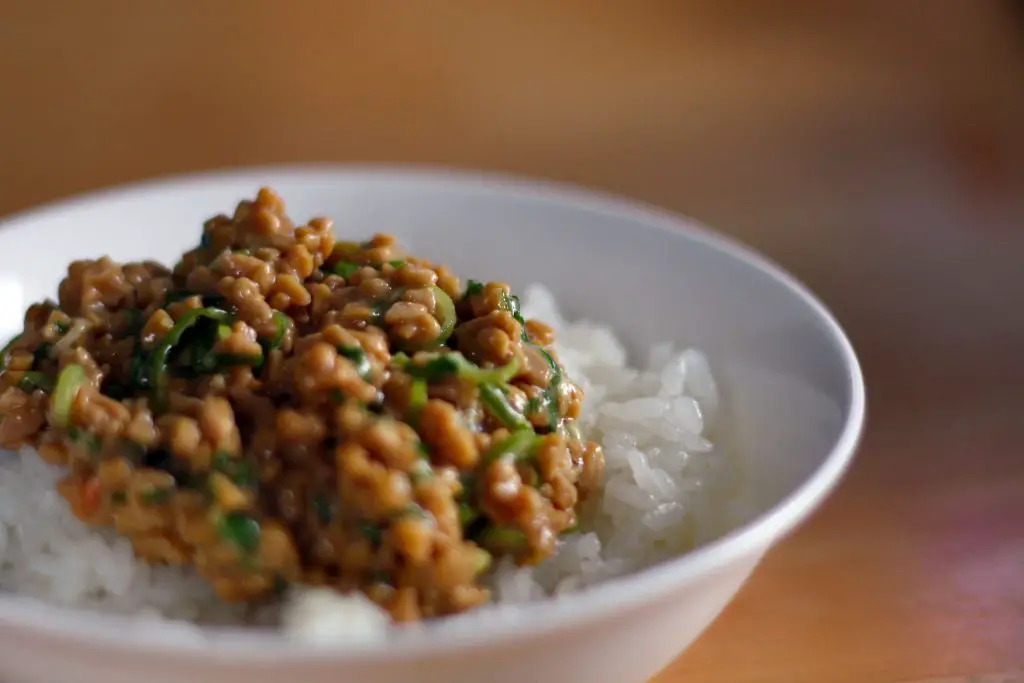 how to eat natto