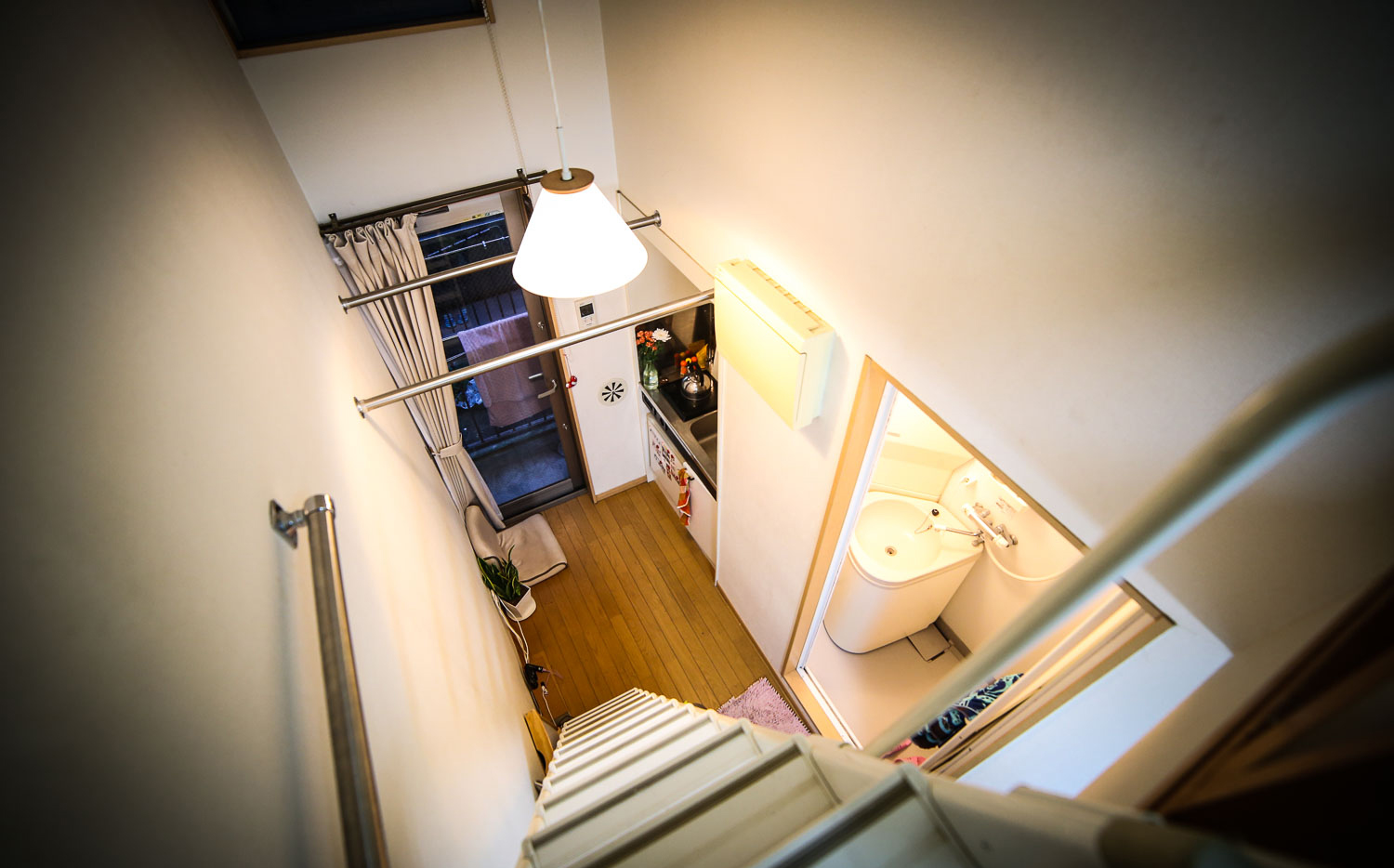 crazy-small-japanese-apartment-design-here-s-what-it-is-like