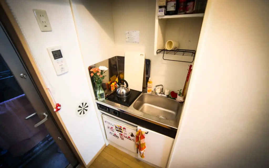 Crazy Small Japanese Apartment Design Here S What It Is Like