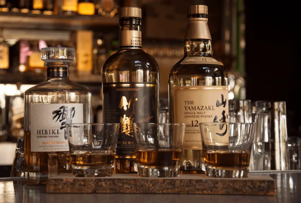 how to drink japanese whiskey